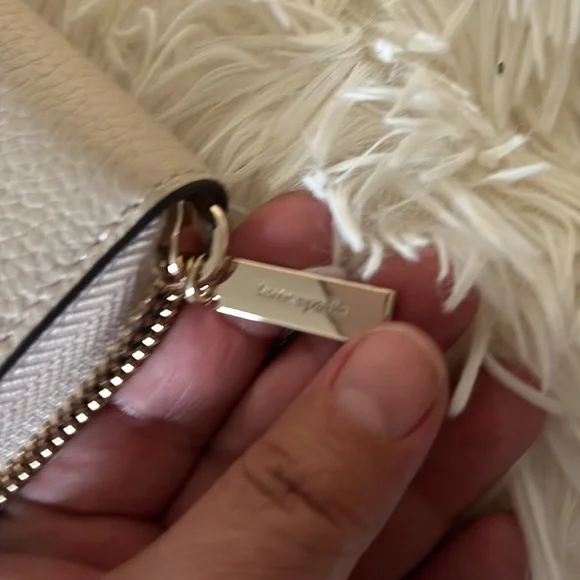 BNWT Kate spade Straw Medium with wallet color block included - Picture 14 of 14